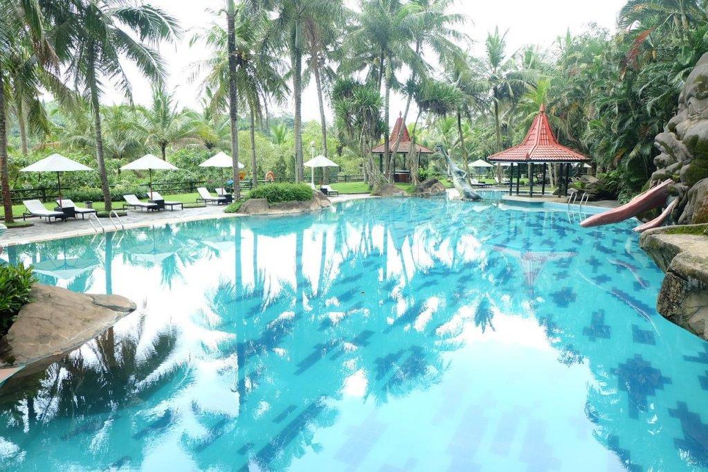 Puri Asri Hotel & Resort ماجلانج المظهر الخارجي الصورة