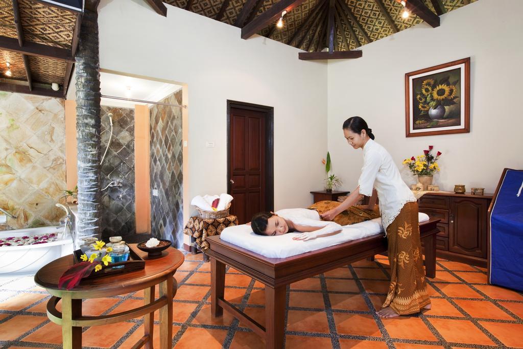 Puri Asri Hotel & Resort ماجلانج المظهر الخارجي الصورة
